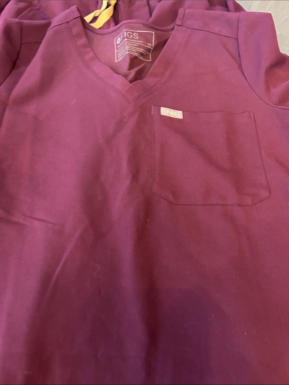 Figs Women's Scrub Top - Burgundy Plum